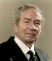 Oliver Heighes Woodforde CBE MBE (1915-1998)
